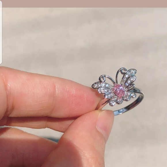 Butterfly Ring - Picture 7 of 7